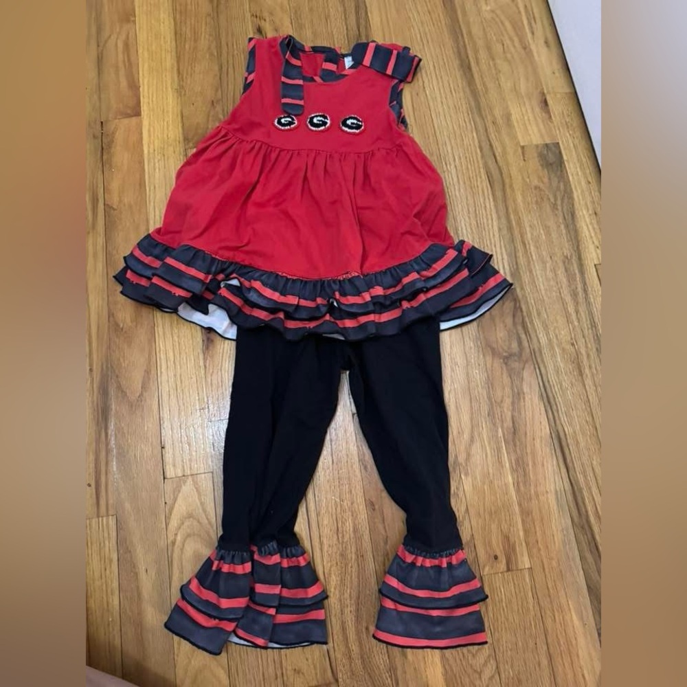 3T girls GA Bulldog UGA Dawgs outfit Sew Magnolia Smocks